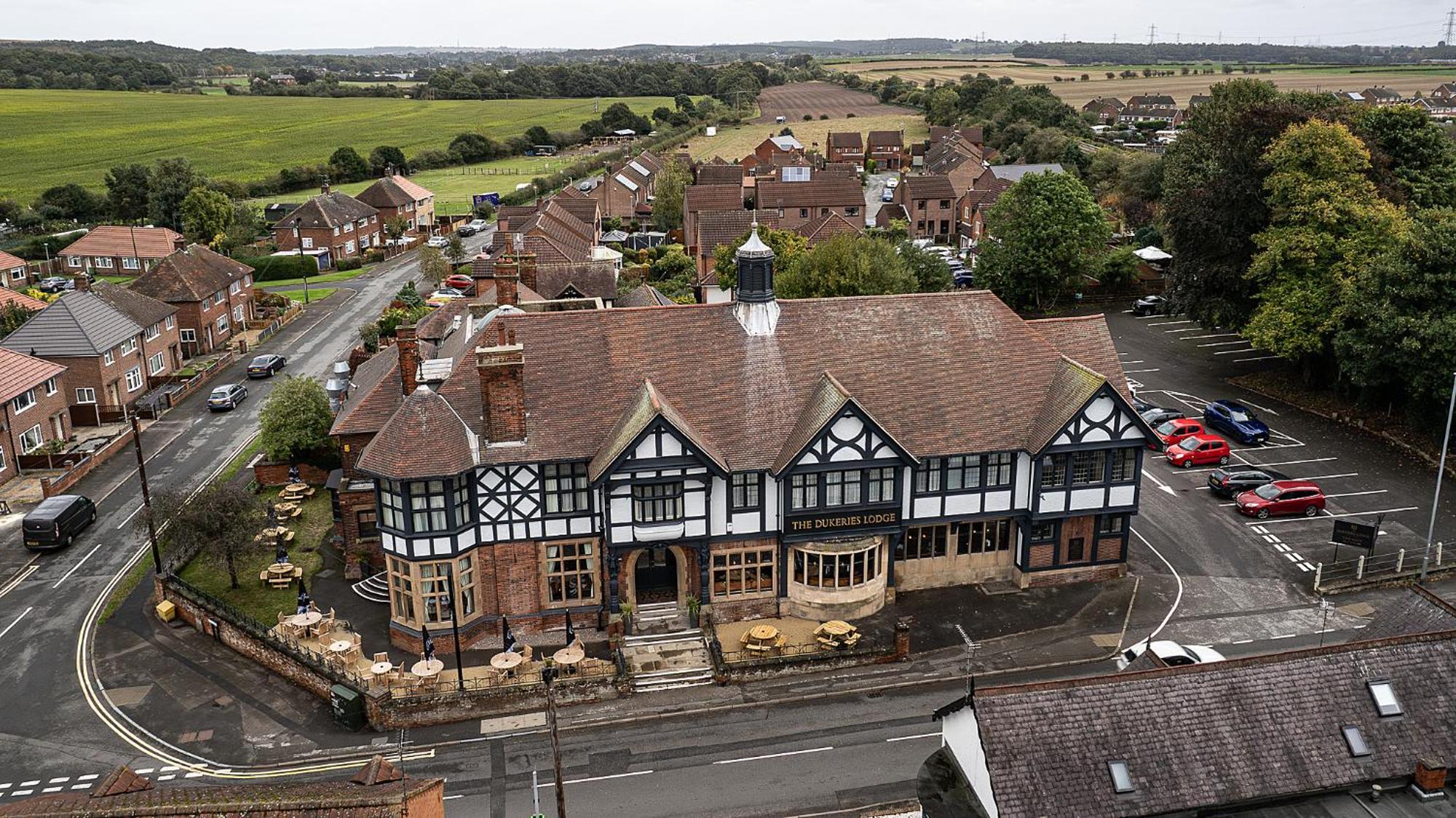 The Dukeries Lodge, Edwinstowe, Nottinghamshire Exterior photo