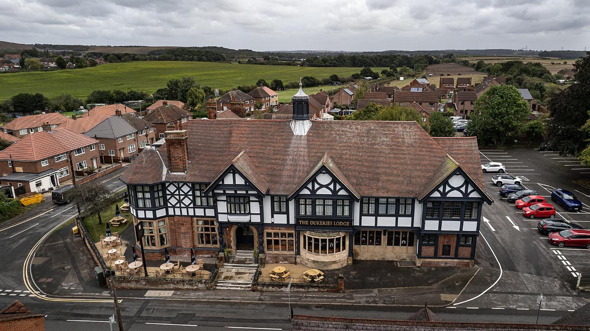 The Dukeries Lodge, Edwinstowe, Nottinghamshire Exterior photo