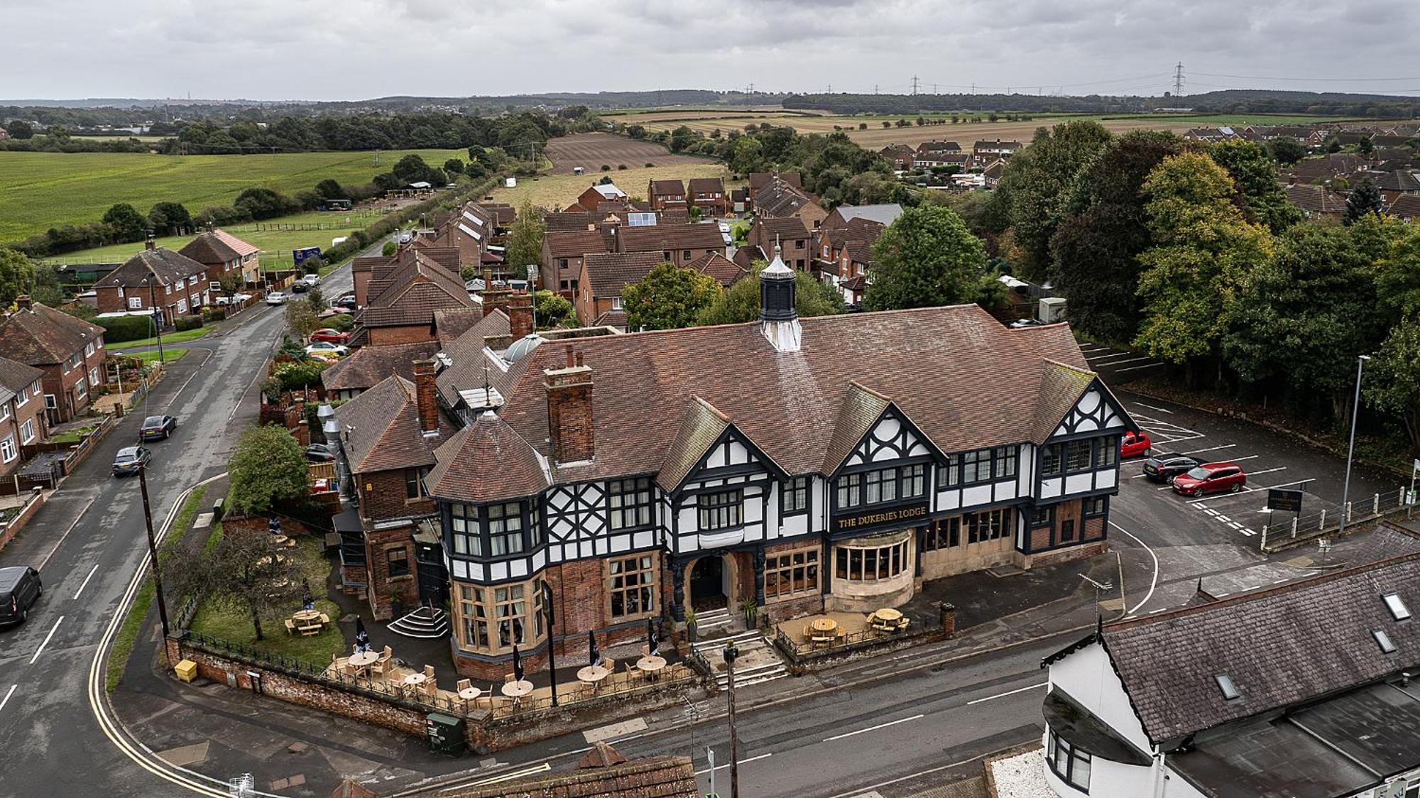 The Dukeries Lodge, Edwinstowe, Nottinghamshire Exterior photo